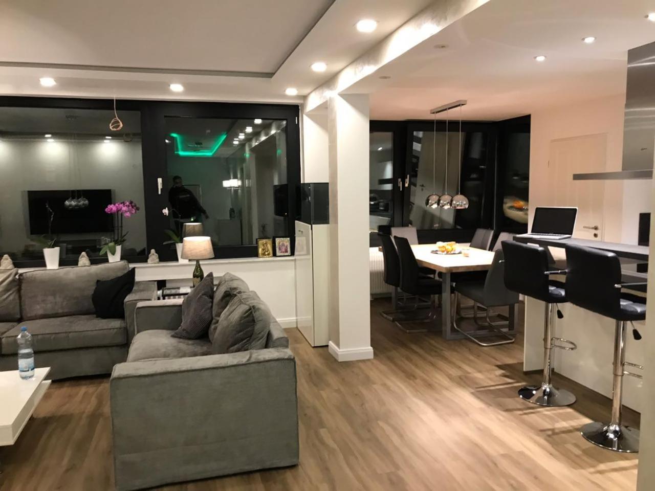 Appartement Zuhause , Keine Party, 2 Erwachsene